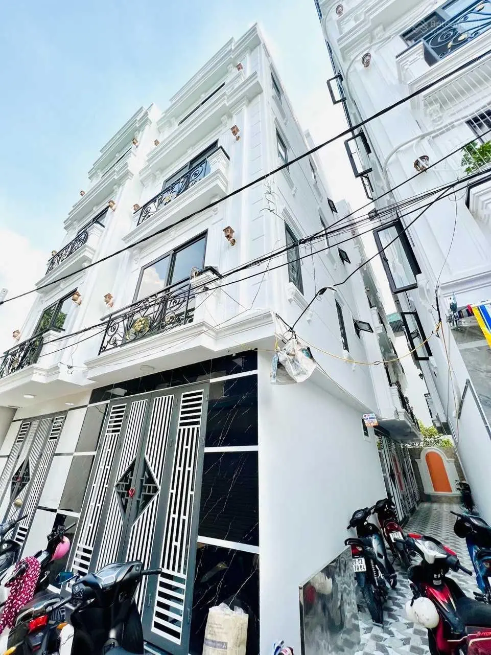 Bán nhà riêng chính chủ 35m2, 5 tầng, 3.65 tỷ tại Nguyễn Khoái trong đê, gần Nhà máy sứ, sổ đỏ