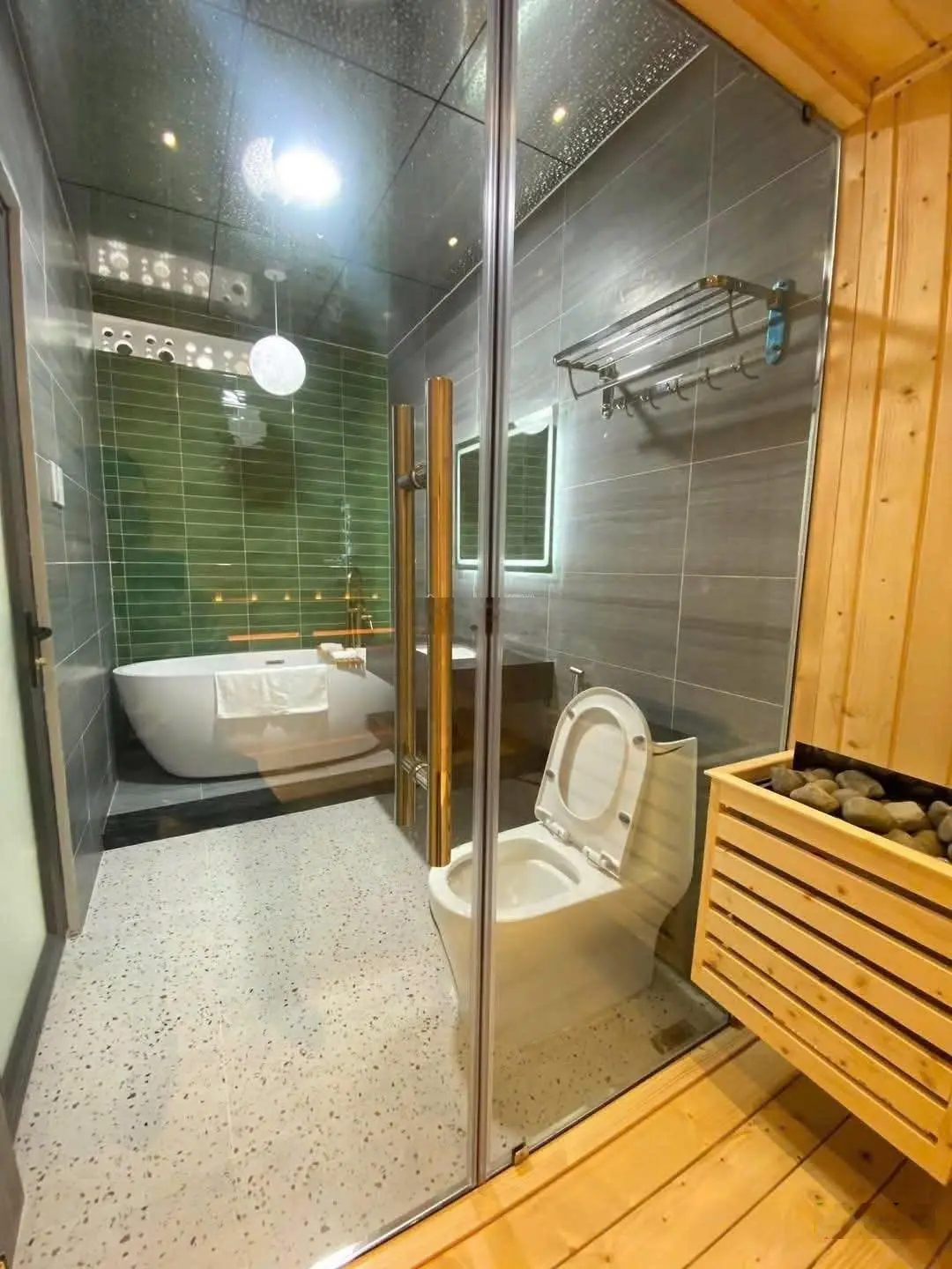 Nhà Thái Thị Nhạn đối diện Bệnh viện Quận Tân Phú, DT 65m2- 4tỷ250, nhà hoàn công sẵn HĐT 13,5tr/th