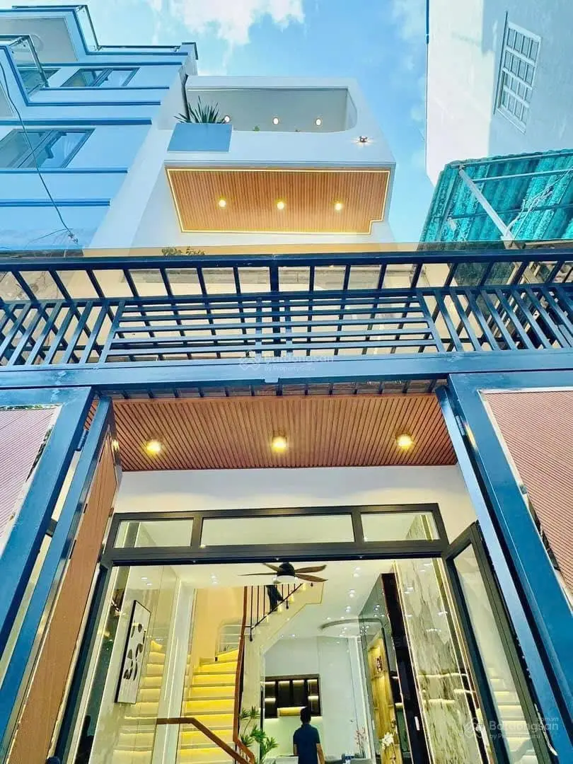 Nhà hẻm xe hơi Nguyễn Thiện Thuật, Quận3 giá chỉ nhỉnh 2tỷ, công chứng liền