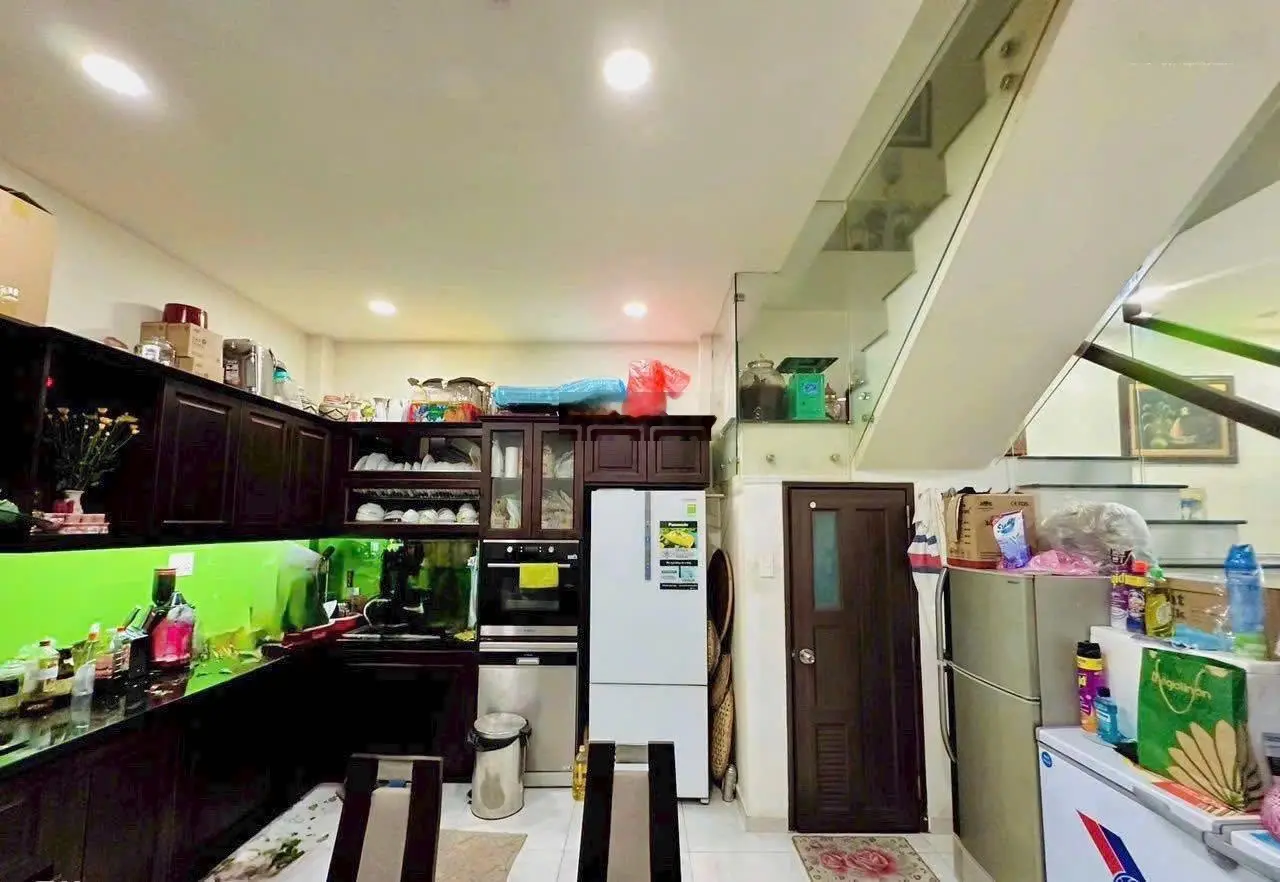 1tỷ800 bán 1tỷ700 căn 41m2 Lê Hồng Phong, P2, Q5. Gần BV Chấn Thương Chỉnh Hình. Sổ sẵn, hẻm oto 7m
