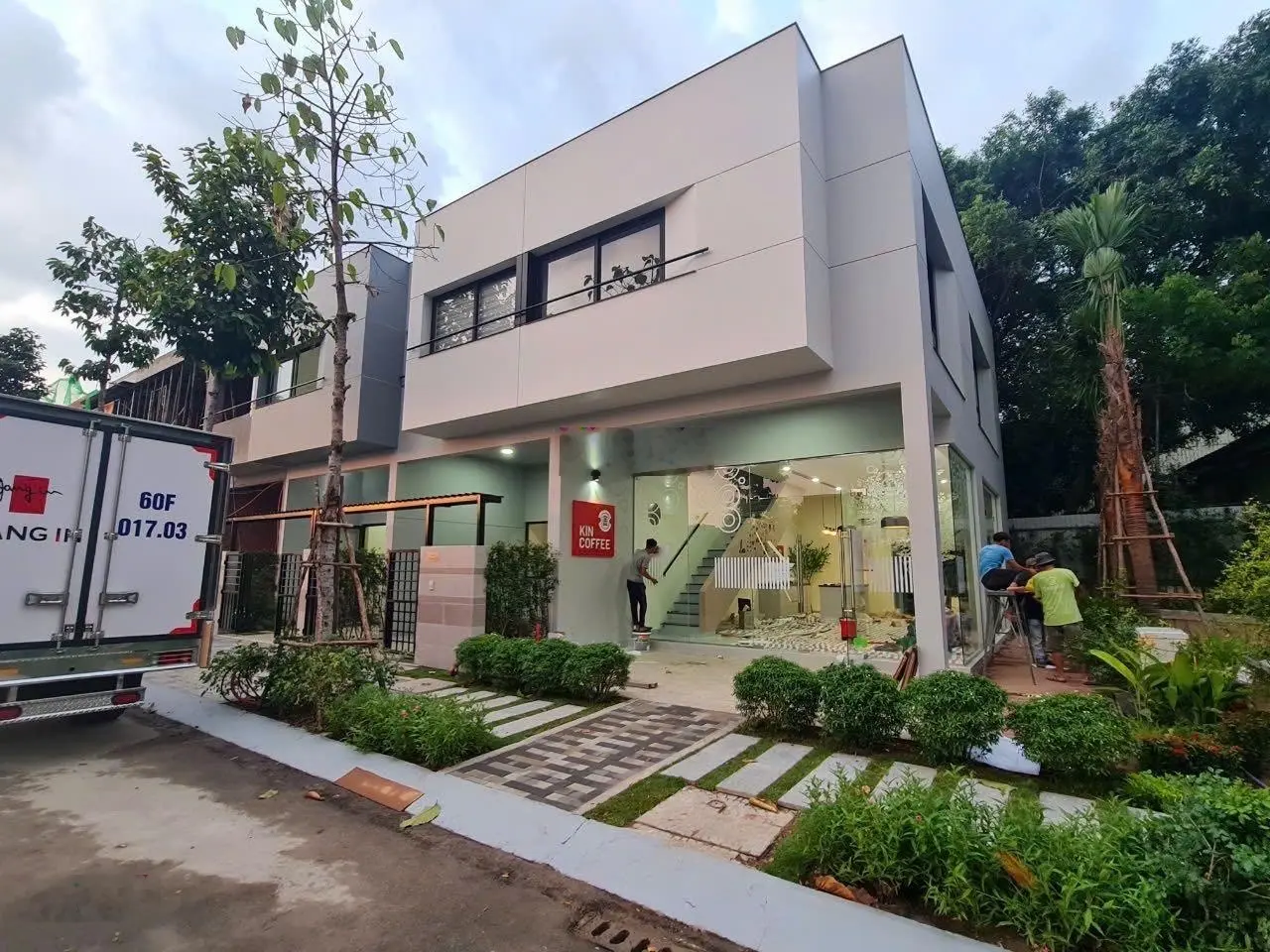 Bán nhà 2tầng đường dt 743A tp thuận an 3,3tỷ nhà mới xây