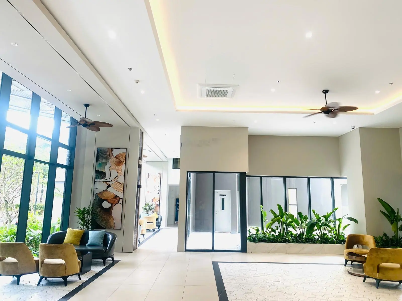Cập nhật chương trình bán hàng khủng trong tháng 11 - Diamond Centery - dự án Celadon City!