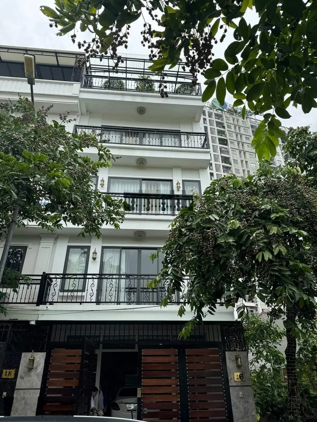 Phúc Lợi Long Biên DT 74m2 * 5tầng, MT 6m, biệt thự phân lô, vỉa hè ôtô tránh, gara thang máy