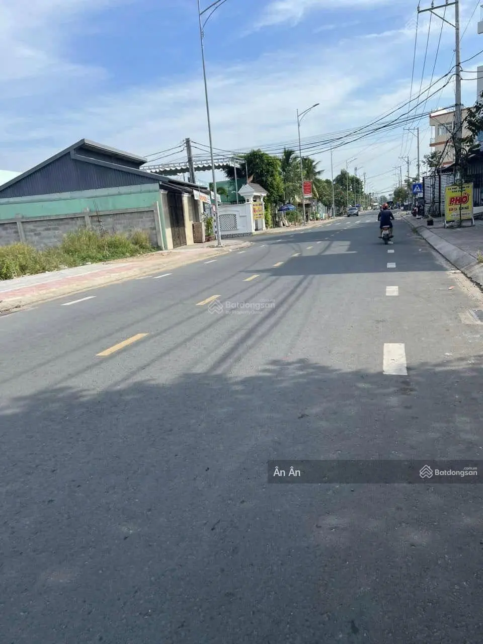 Bán đất gần Chợ Tân Hoà, Đất Thỏi Cư 120m2/650tr SHR tại Nguyễn Văn Cung, Tân Ngãi, Vĩnh Long