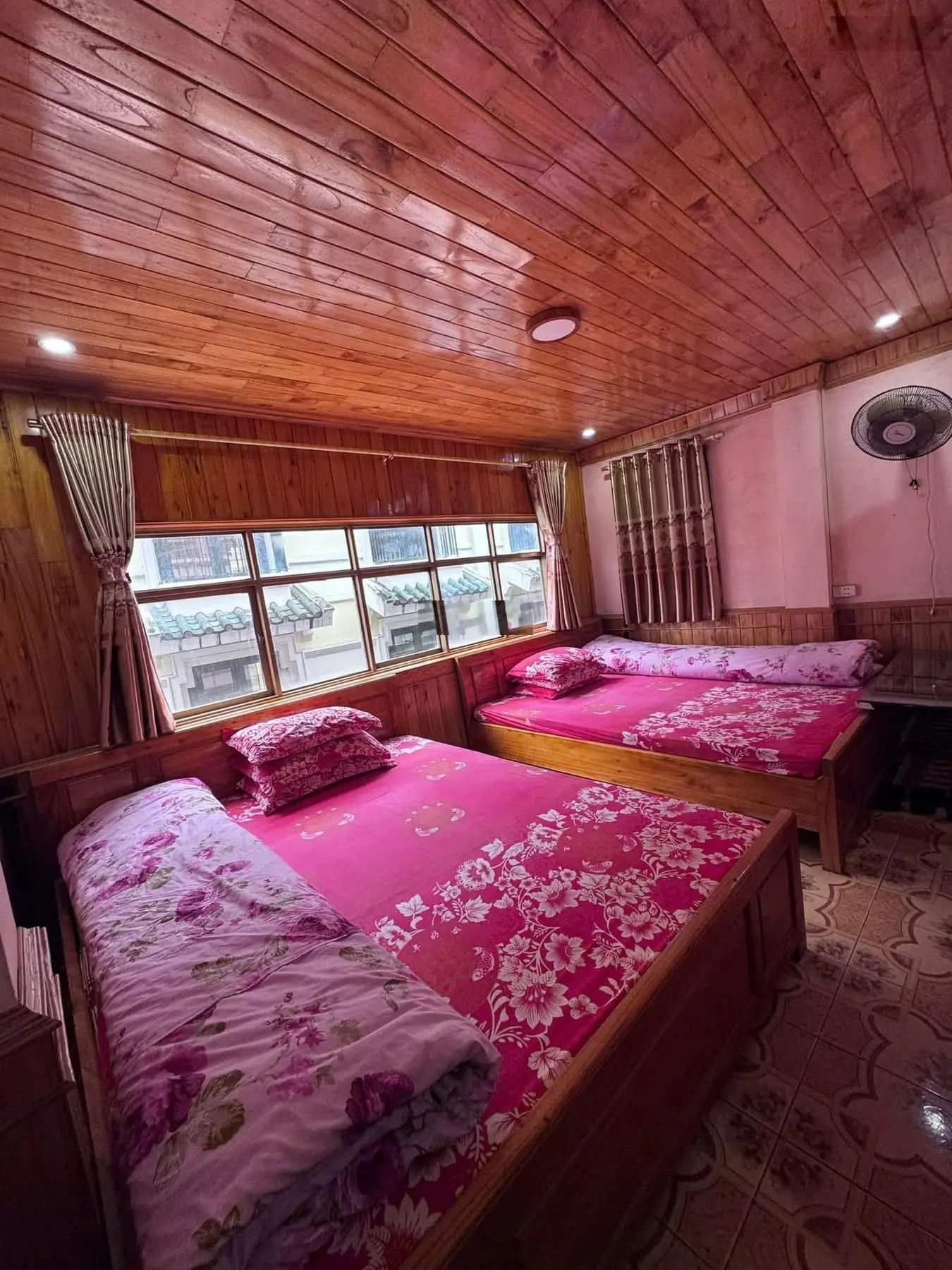Bán khách sạn trung tâm Sapa - Giá rẻ