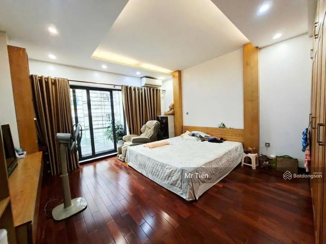 Cần bán, giá tốt-nhà 6t cưc đẹp - quận thanh xuân - ngõ thông 2 phố, gara ôtô, ở và kd- giá 18,5 tỷ