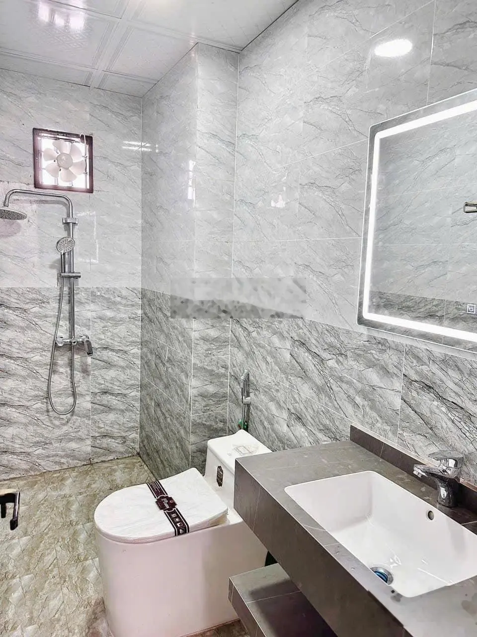 Đồng Mai - Hà Đông, nhà xây độc lập 4 tầng 200m ra trục đường chính, 15p tới trung tâm quận Hà Đông