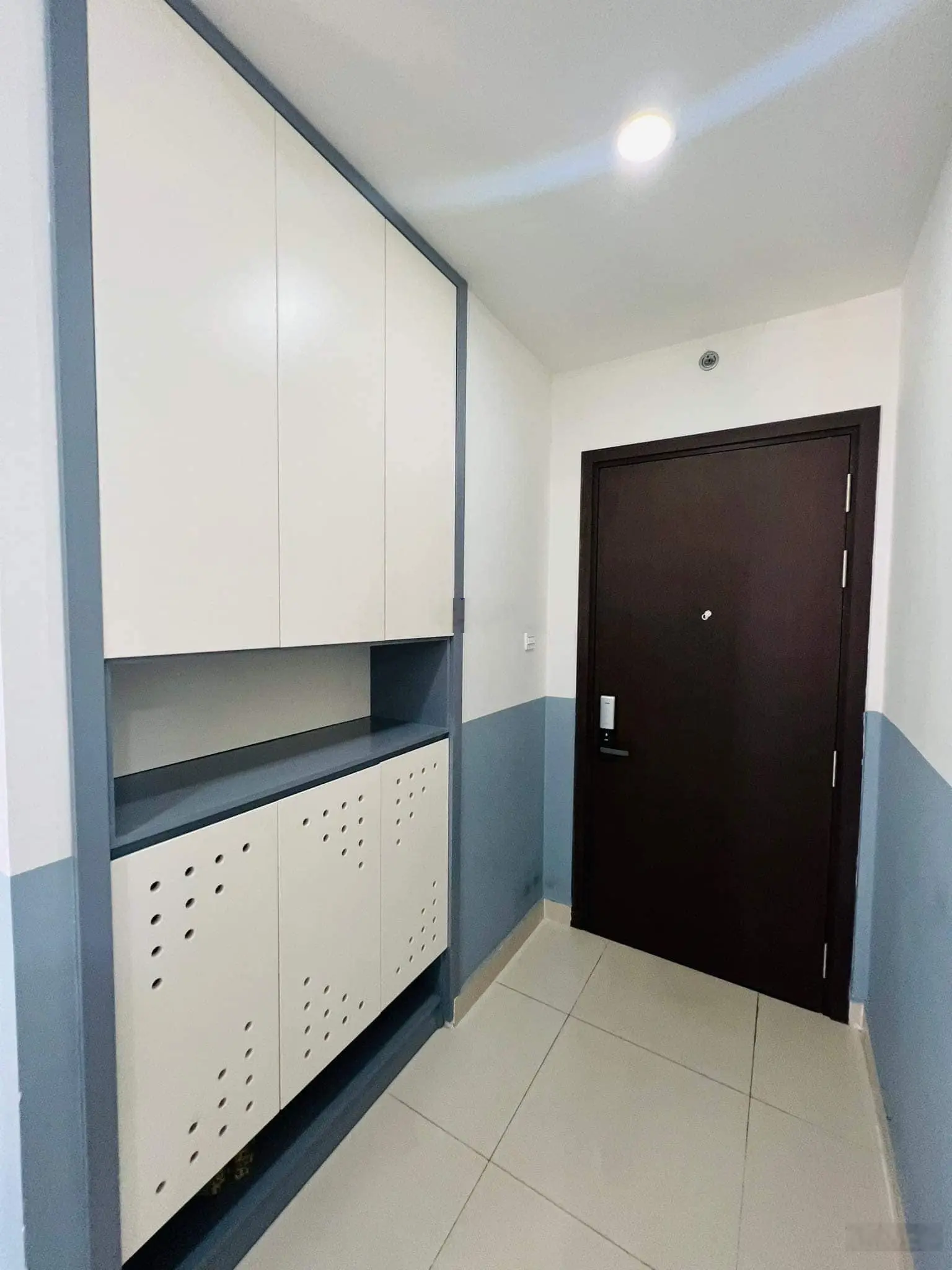 KẸT TIỀN BÁN GẤP CĂN HỘ THE SUN AVENUE QUẬN 2 79M2 2PN2NVS 2TỶ550TRIỆU