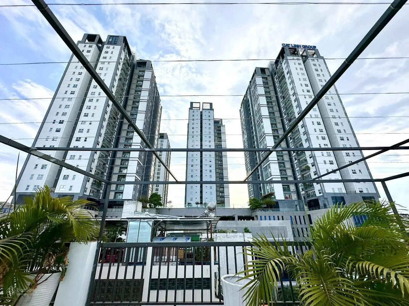 Siêu phẩm 7 tầng thang máy - đẳng cấp nhất Quận 10! View sân thượng độc nhất vô nhị