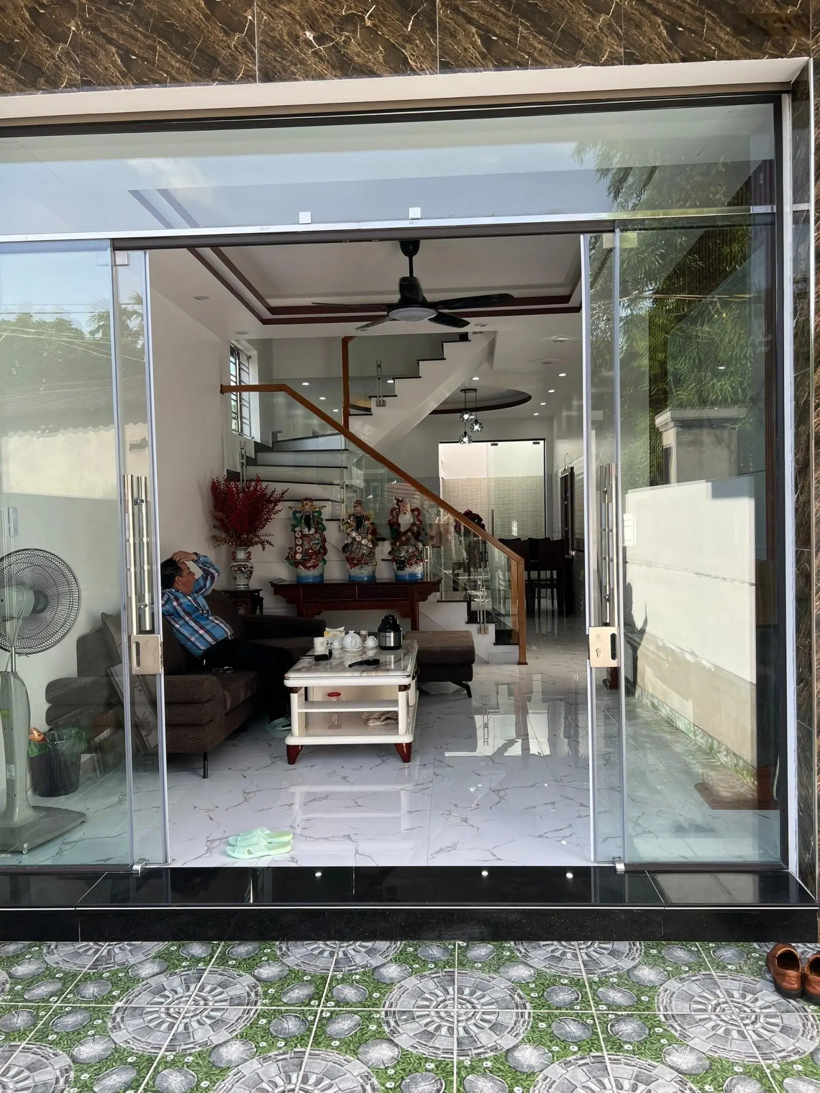 Chỉ với 2.0x tỷ có ngay nhà 70m2x3T, ô tô đỗ cửa tại Hoàng Mai - An Dương. Gần PG An Đồng