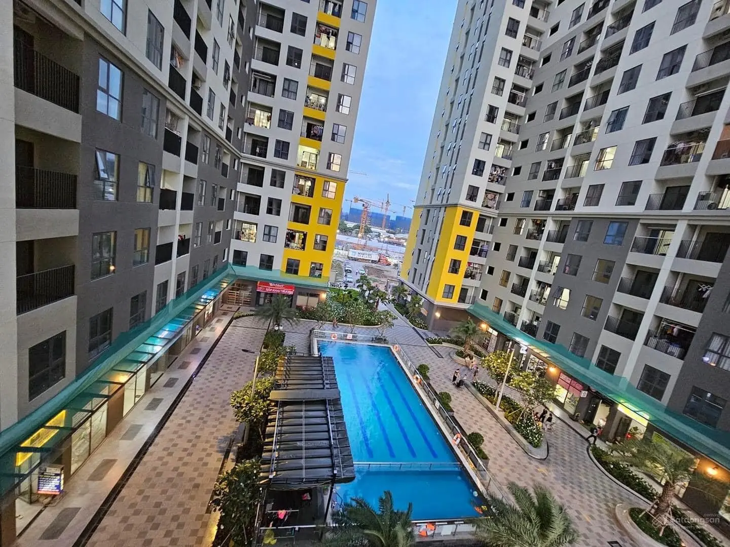 Chính chủ cắt lỗ - cần bán gấp 2PN 2WC - 51,33m2 - Bcons Plaza - Giá chỉ 1 tỷ 7 bao trọn thuế phí
