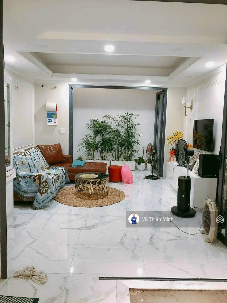 CHDV cao cấp ở trung tâm Phú Nhuận, HXH Hoàng Văn Thụ, 4x12m, 5 tầng. HĐT 42tr/tháng. Chỉ 11,5 tỷ.