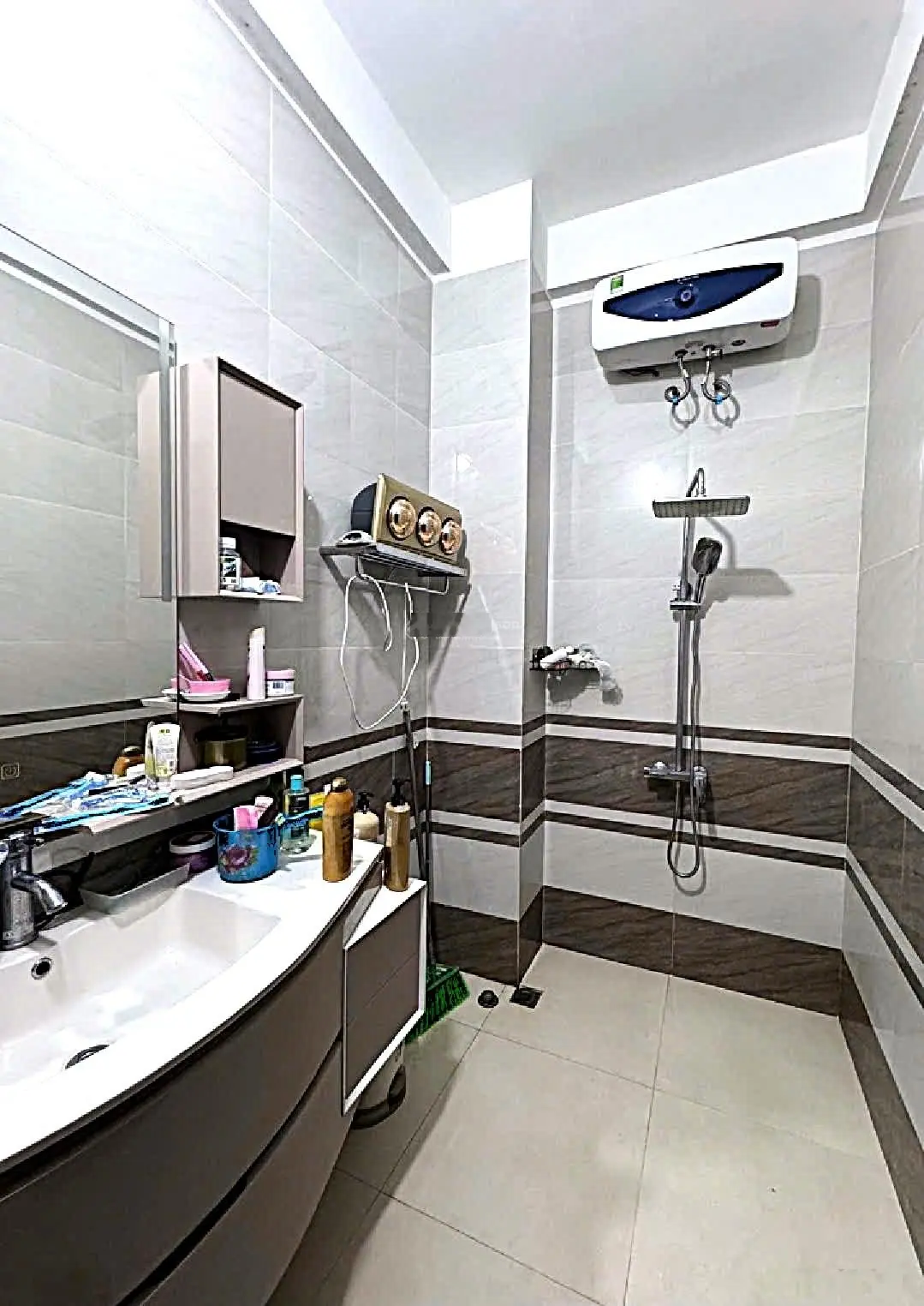 Bán nhà đường Hồ Tùng Mậu 57m, 5 tầng , thang máy, vỉa hè , ô tô ,kinh doanh , giá cực tốt