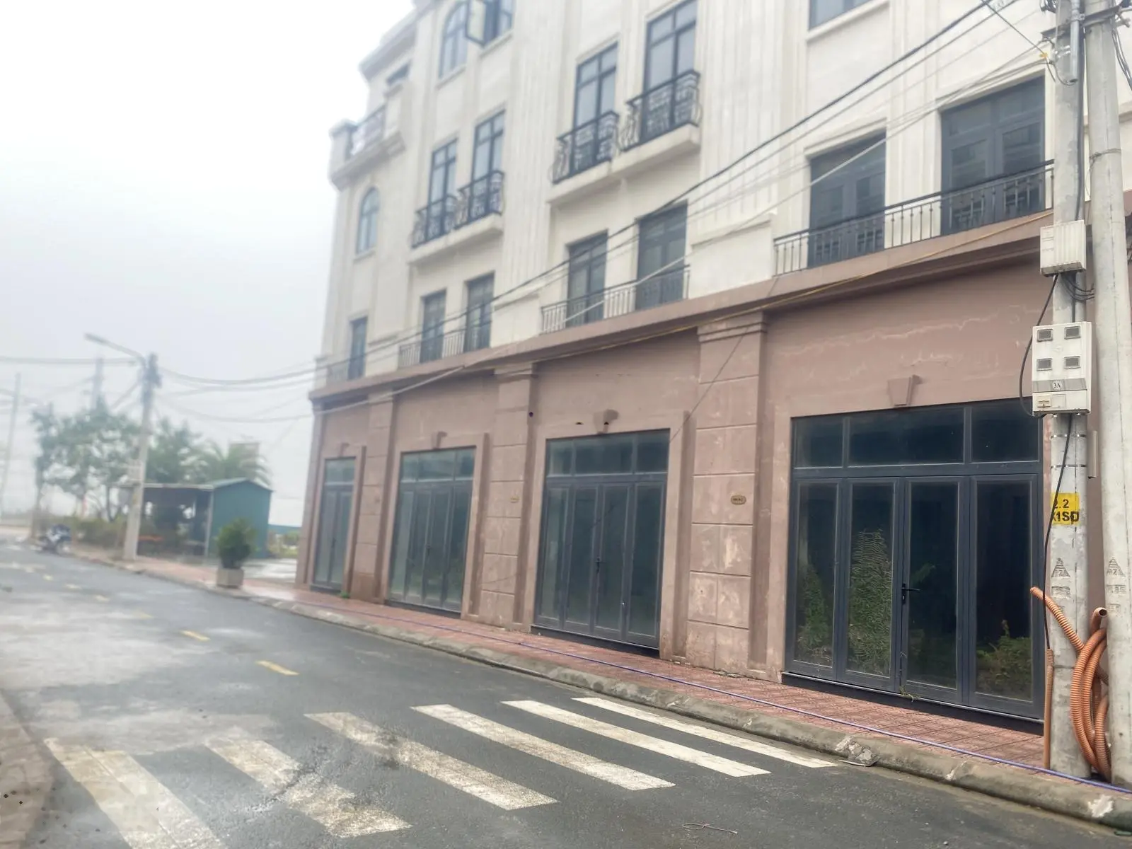 Chính chủ gửi bán LK Sơn Đồng Center 80m2 giá chỉ 12X tỷ săn sổ giao dịch