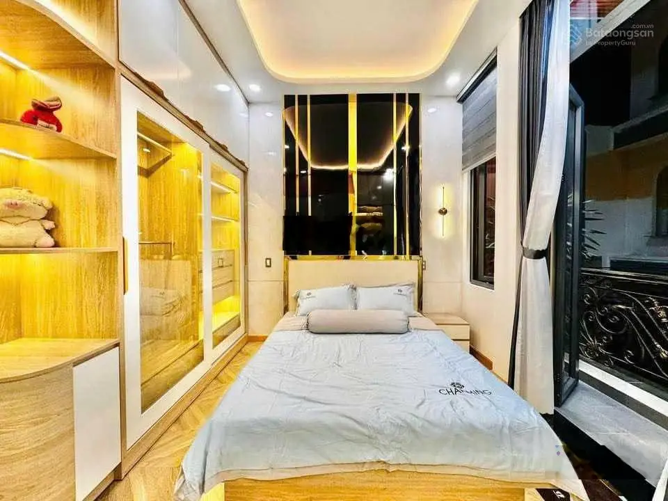 Cần bán nhà riêng 60m2 MT đường Trương Đình Hội, Quận 8, đang cho thuê 15 triệu/tháng, sổ sẵn