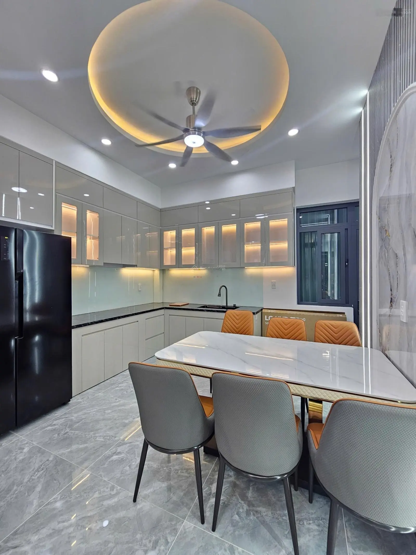 Nhà hoàn công KDC đồng bộ, cách DT743 chỉ 300 m. Đường 12m thông