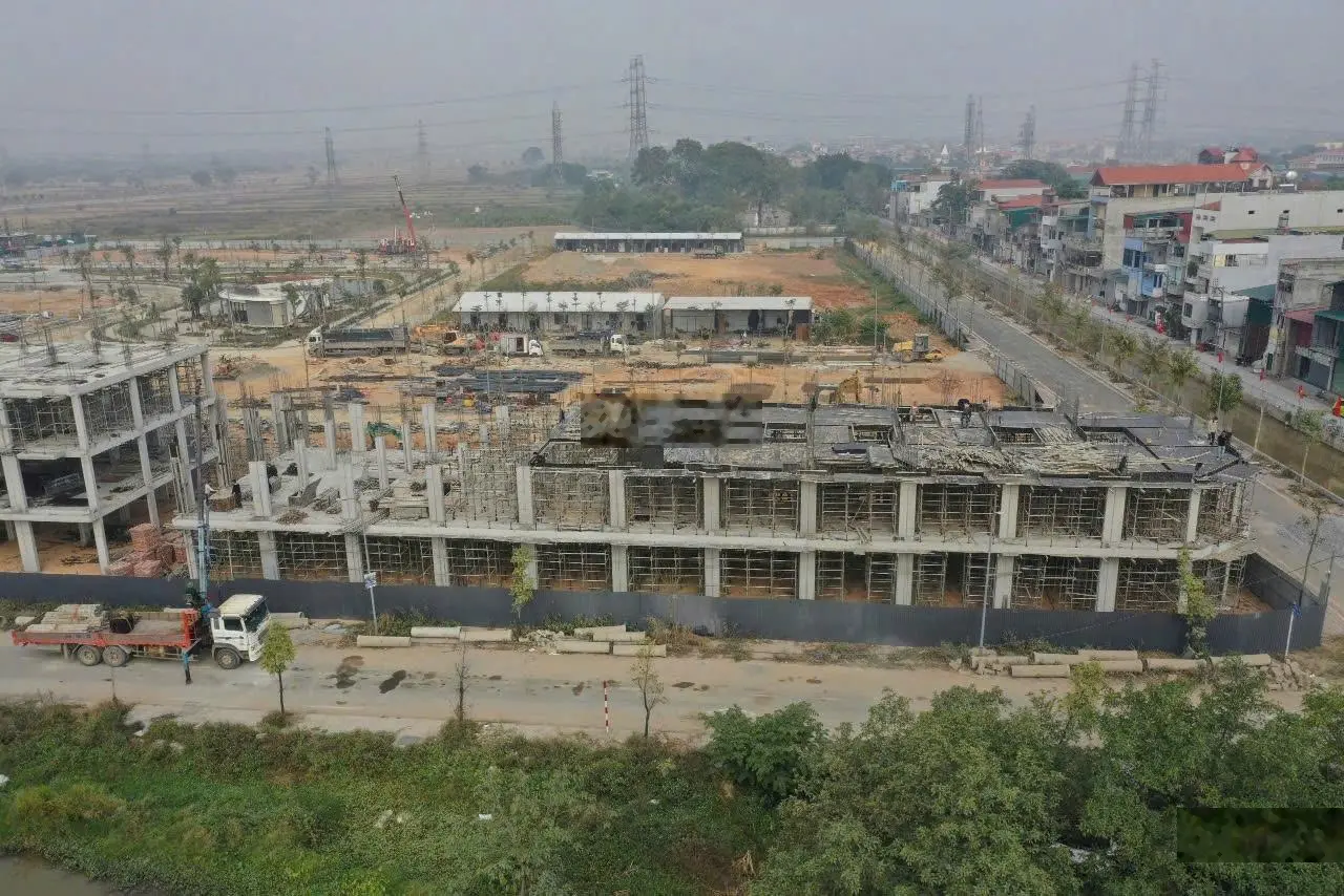 Cần bán nhanh nhà 5 tầng cạnh Him lam 2 Thường Tín Liên hệ 0855281222