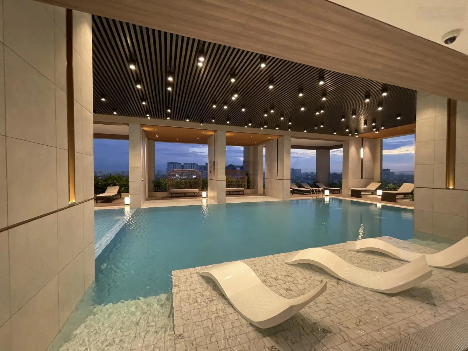 Bán căn hộ 3 phòng ngủ 135m2 khan hiếm - giá tốt - nhiều tiện ích tại đường Trần Hưng Đạo