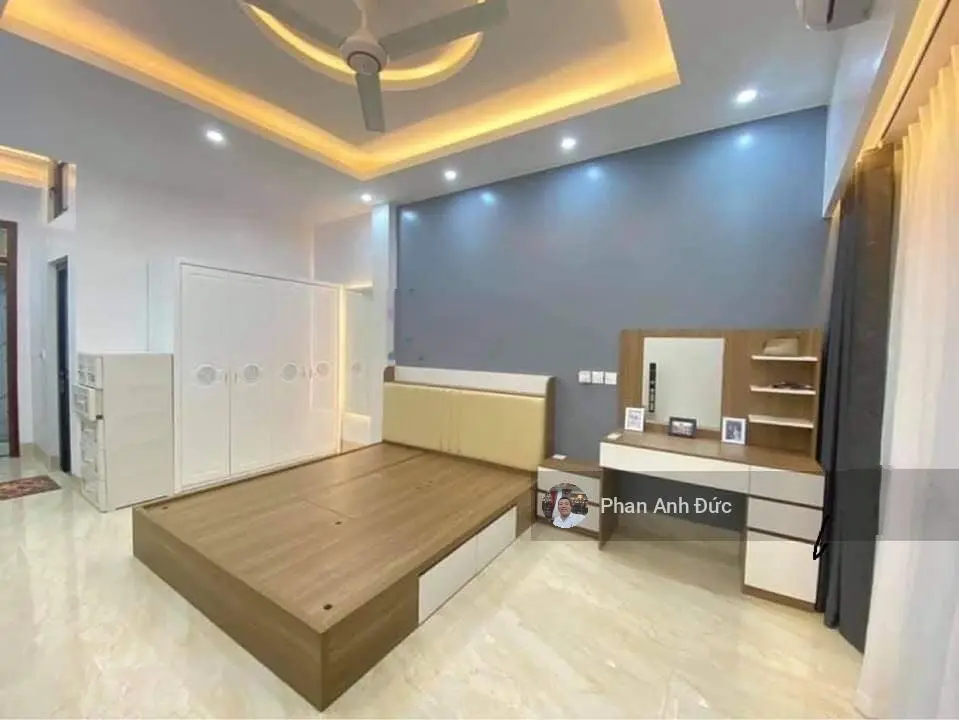 Nhà Phố Trần Quốc Vượng - Cầu Giấy, gần ôtô, TT Cầu Giấy, dân xây, DT 35m2, MT 6m giá 6 tỷ