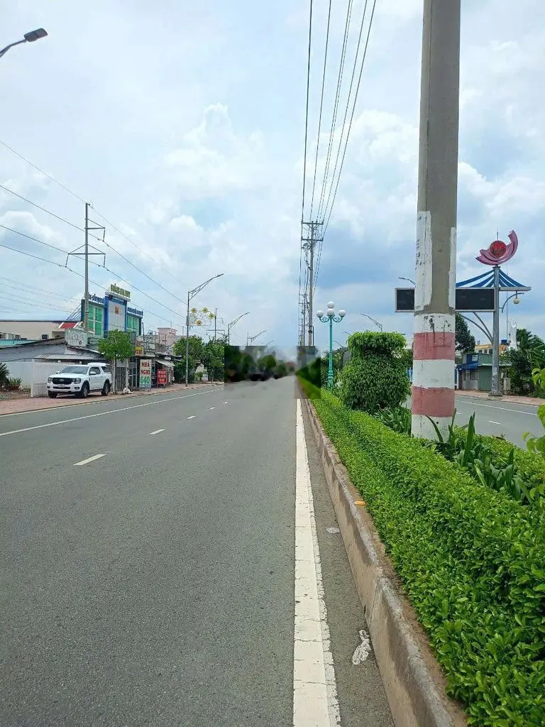 Đất Mt đường QL1 gần vòng xoay P4 TP Tân An