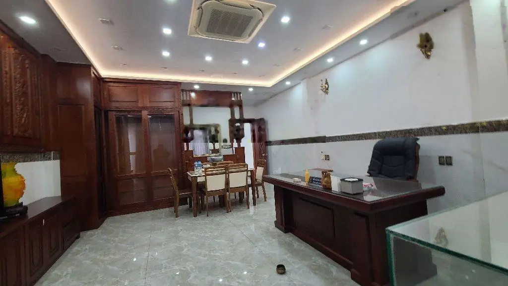 Bán nhà mặt tiền đường Nguyễn Trãi Hải châu thành phố đà nẵng