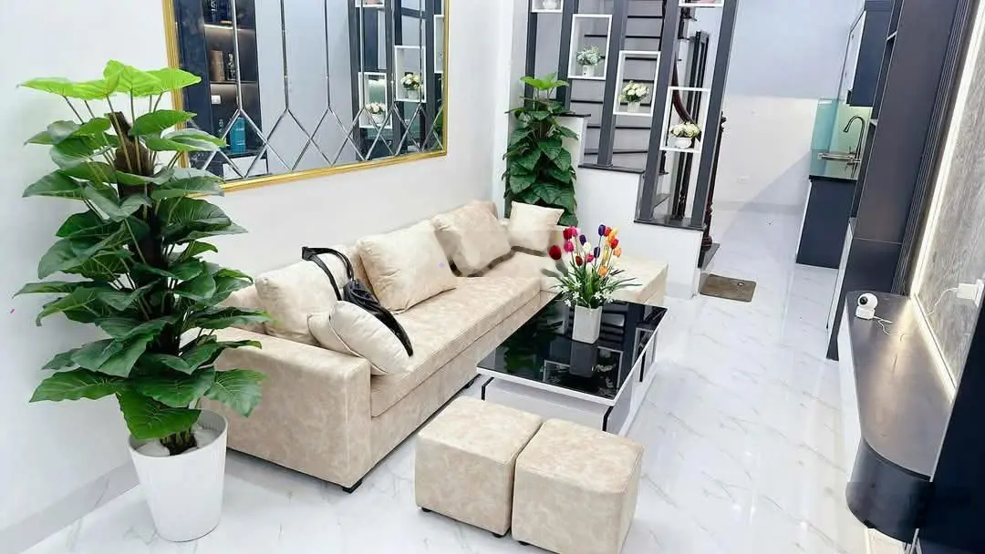 Bán nhà riêng 5 tầng mới tại Thanh Nhàn, 6,4 tỷ, Diện tích 34m2, 3PN, 4WC, chính chủ hàng hiếm