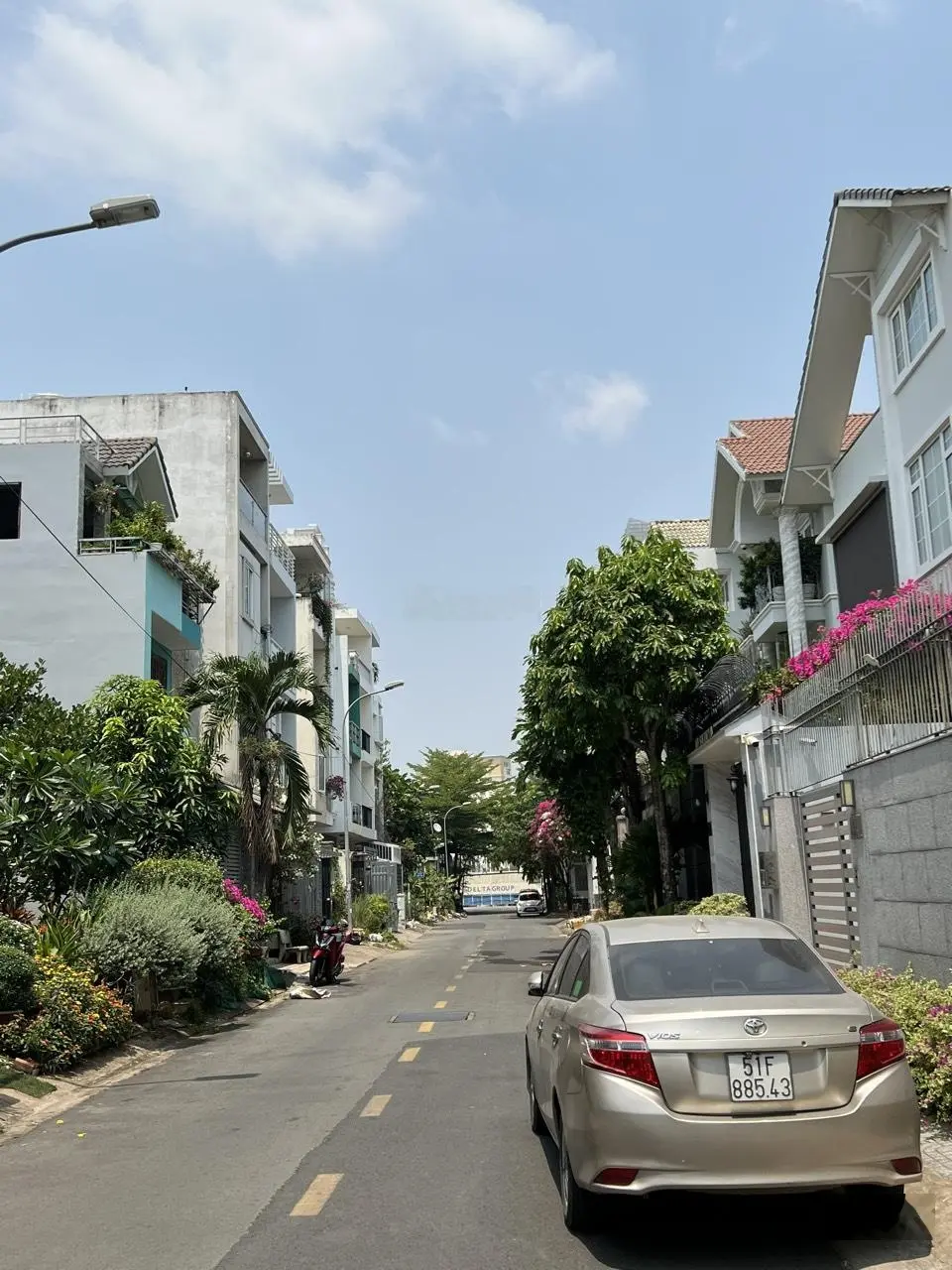 Giảm 5 tỷ chỉ còn 35 tỷ Biệt thự Hầm 3 tầng ngay Đỗ Pháp Thuận và Cao Đức Lân phường An Phú, Q2