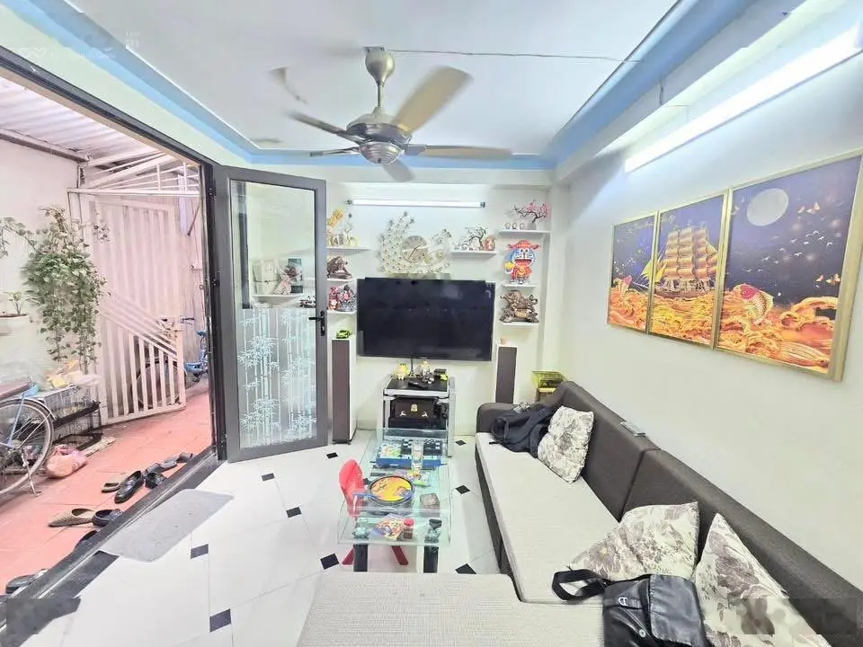 BÁN NHÀ VĨNH QUỲNH chính chủ 40m mặt tiền 4m dân xây chắc chắn ô tô chạy qanh nhà, nhõ thông.4.5tỷ