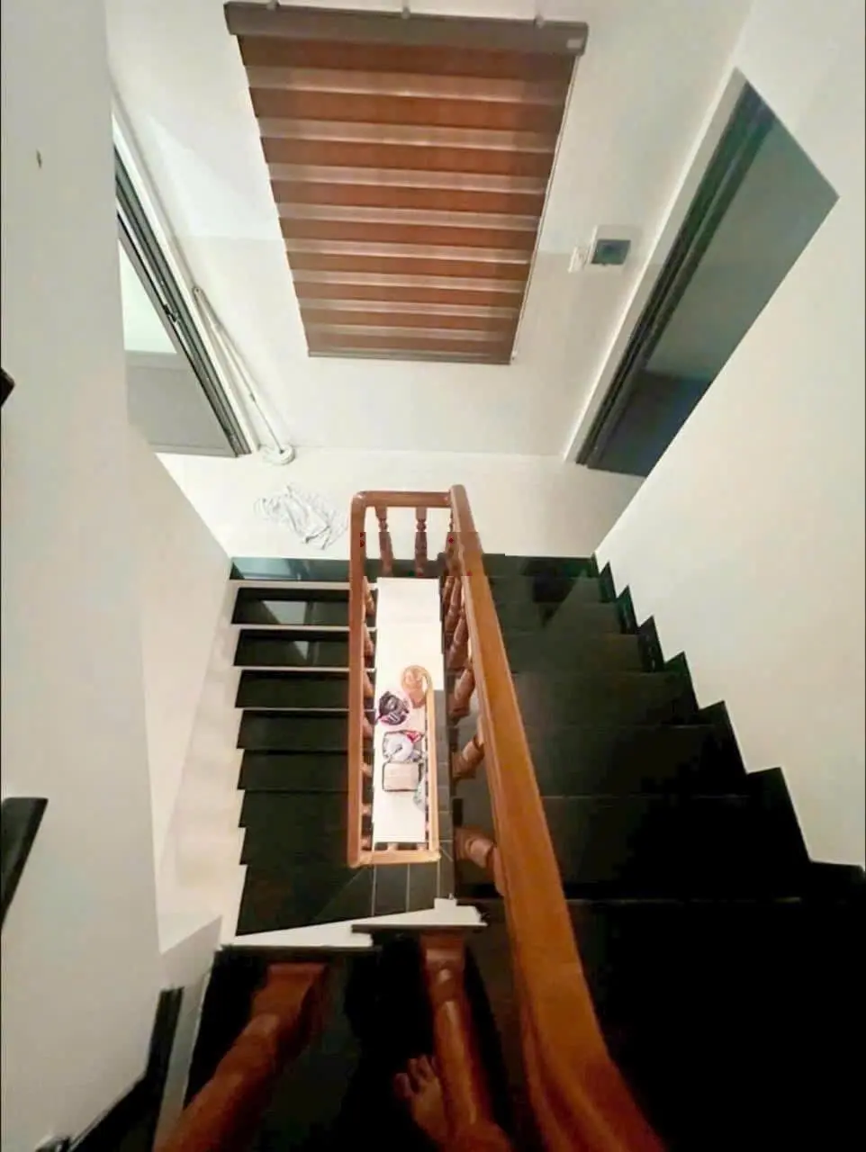 Nhà 3 tầng đường Hòa Nam 4, đi bộ ra Nguyễn Huy Tưởng, cách bến xe trung tâm chỉ 200m