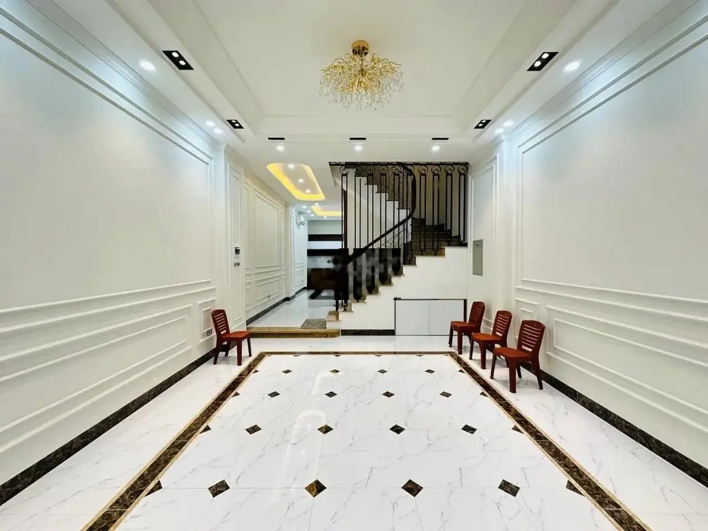 Bán nhà đẹp-50m2-MT 5m-6 tầng-thang máy-gần oto -Phố Vũ Tông Phan