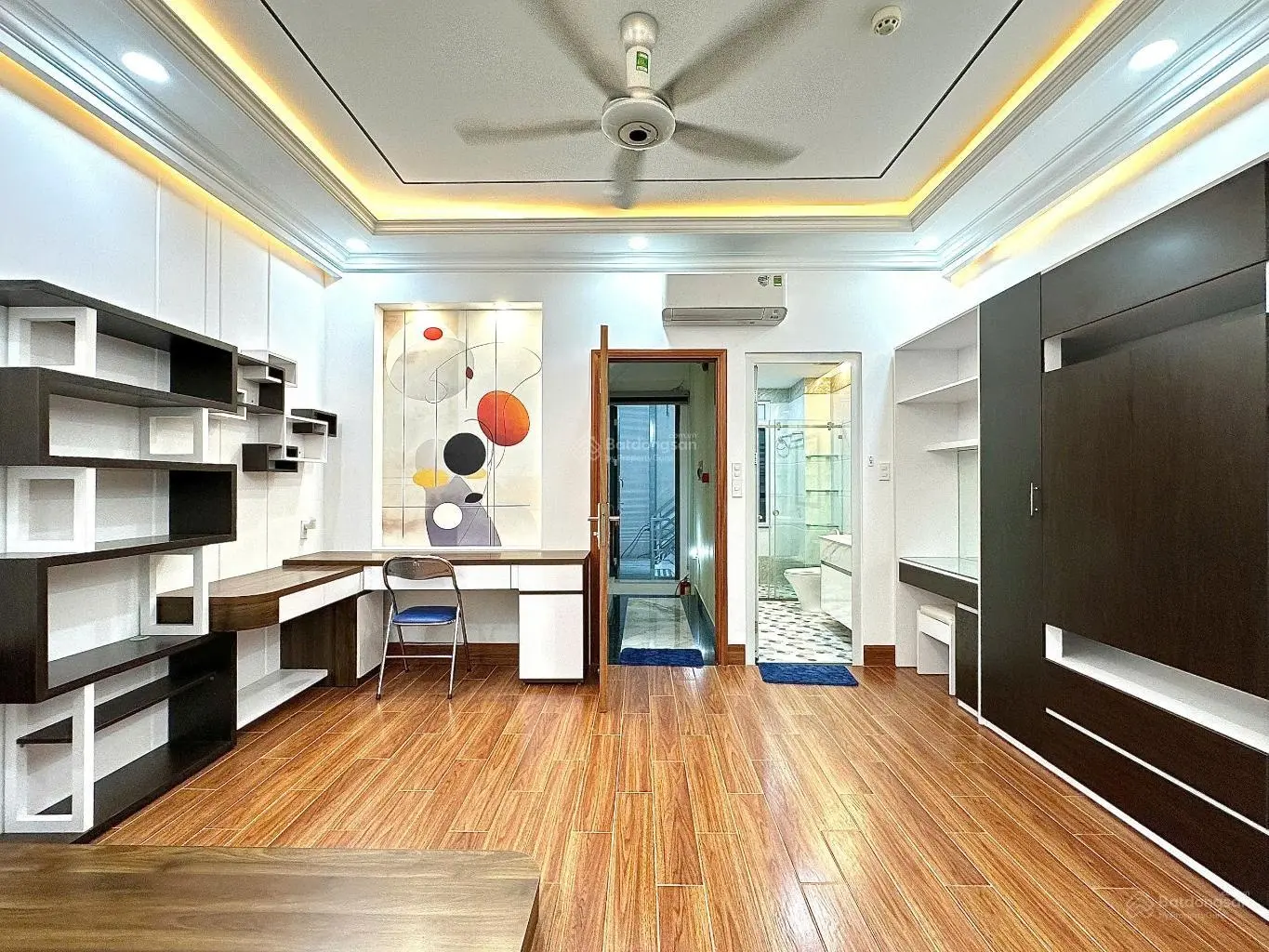 Siêu phẩm 7 tầng thang máy - đẳng cấp nhất Quận 10! View sân thượng độc nhất vô nhị