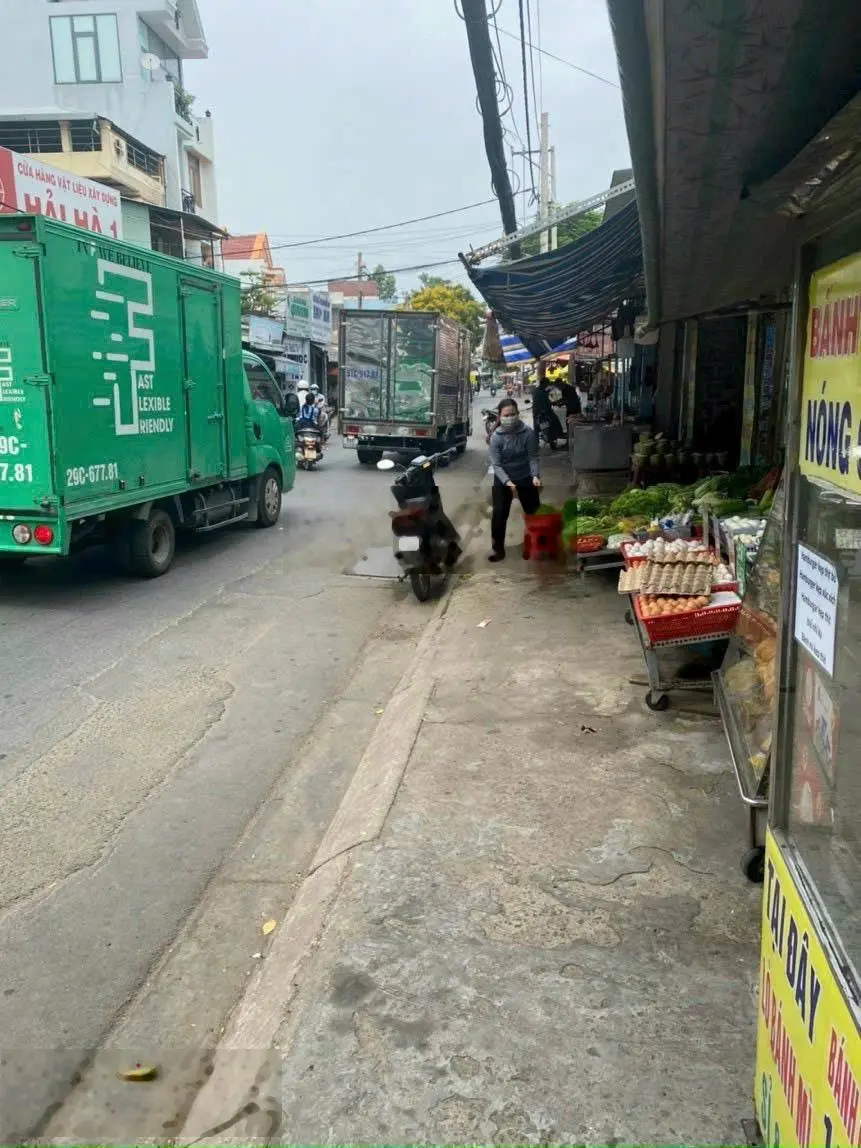 Bán nhà mặt tiền đường số 6 phường Linh Xuân gần chợ Xuân hiệp ngay sát sân thể thao phường lĩnhuan