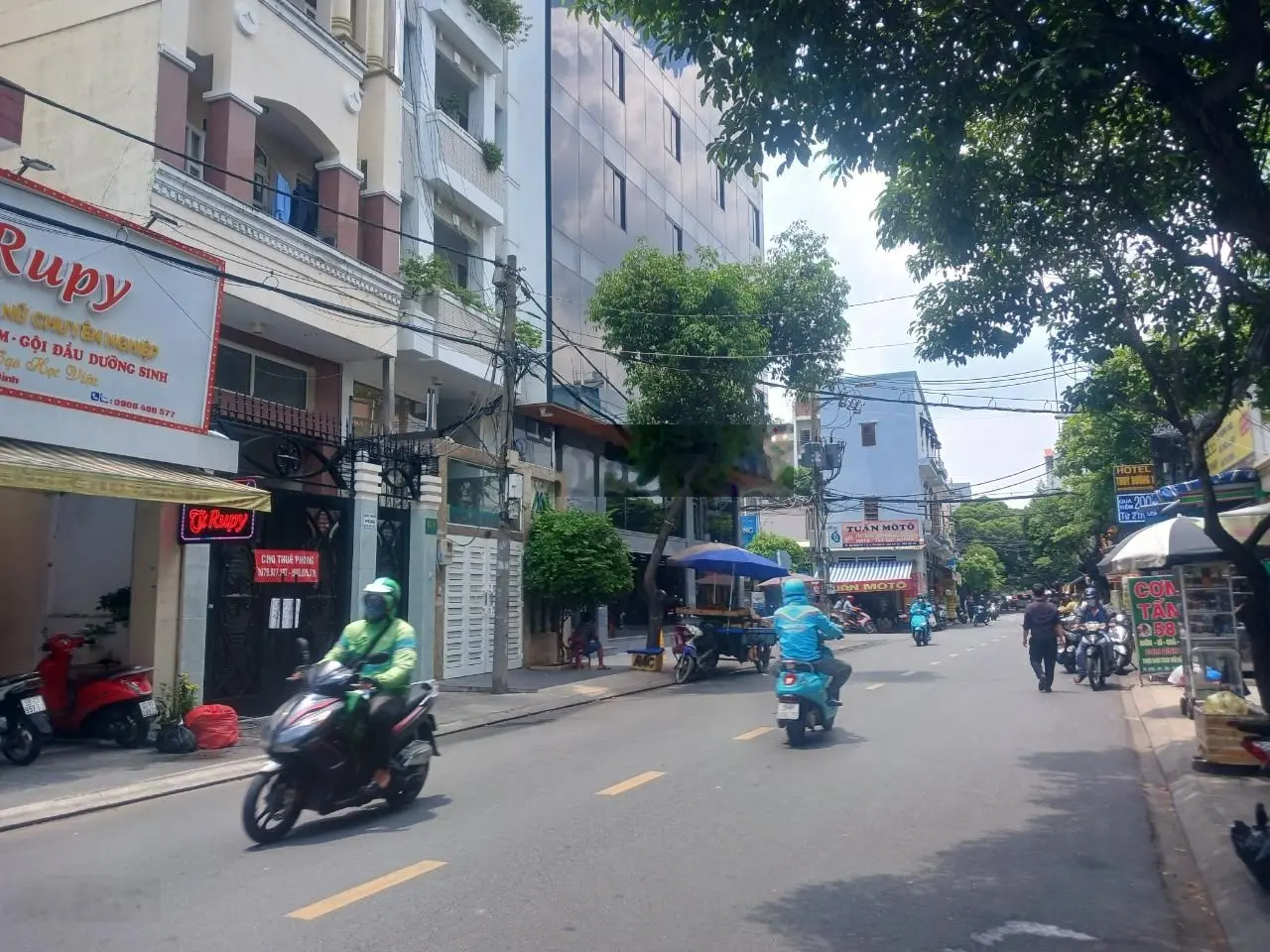 5,5 x 20m, bán căn nhà 5 tầng mặt tiền Thân Nhân Trung - P. 13 (giá 25 tỷ)