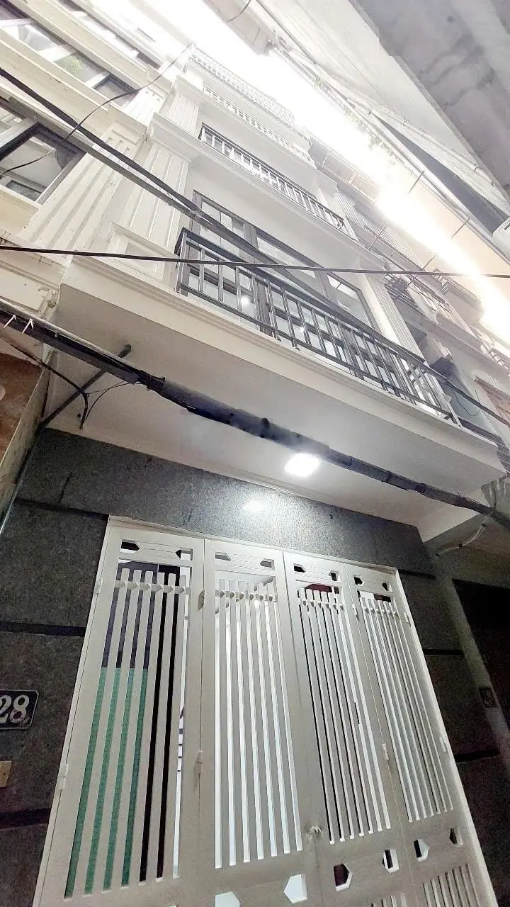 Bán nhà phố nguyễn khánh toàn - 48m x 5 tầng - giá 12.5 tỷ - trung tâm cầu giấy - ngõ thông thoáng