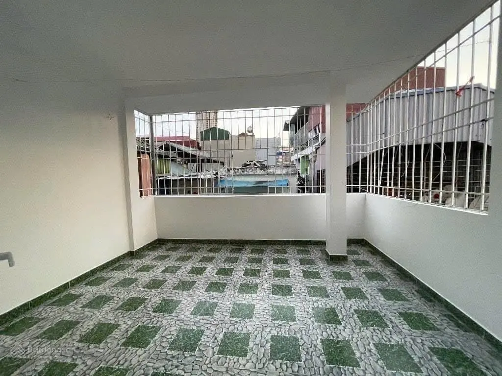Rẻ và Đẹp chỉ 1,9 tỷ, có ngay nhà ô tô đỗ cửa, cách 600m ĐH TDTT - 1,5km QL6