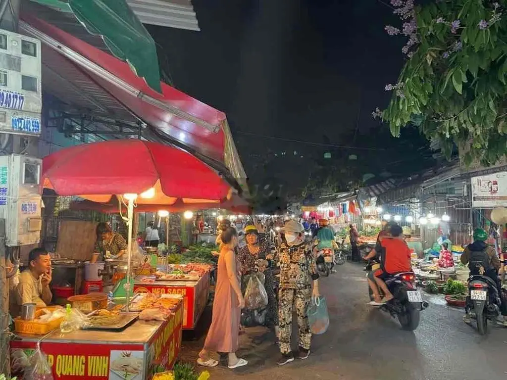HÀNG NGỘP MẶT TIỀN CHỢ KINH DOANH VSIP1 TP THUẬN AN