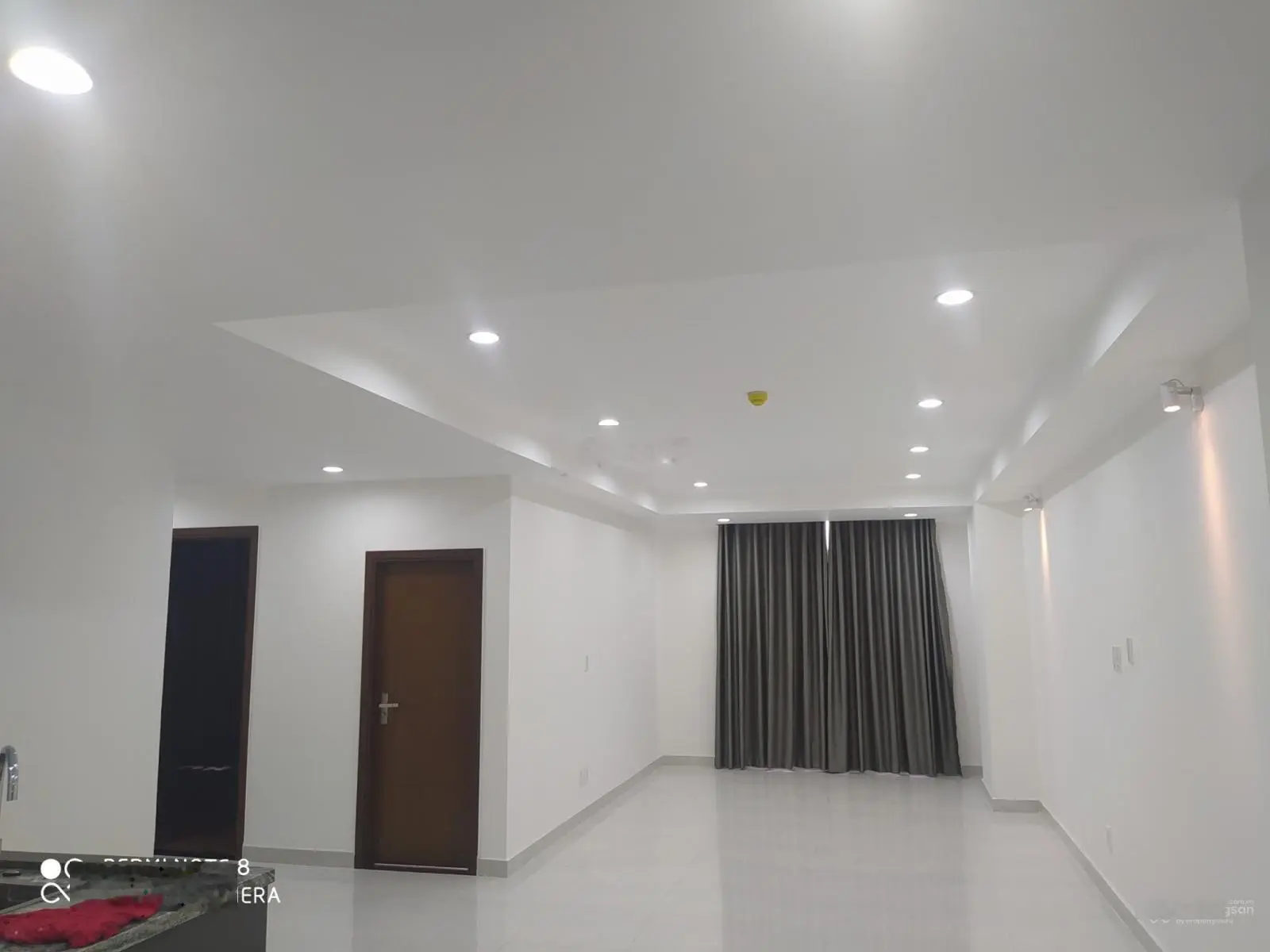 Cần bán căn hộ Remax Plaza 2 - 3 PN, giá 3 tỷ, khu chợ lớn 0909 920 ***