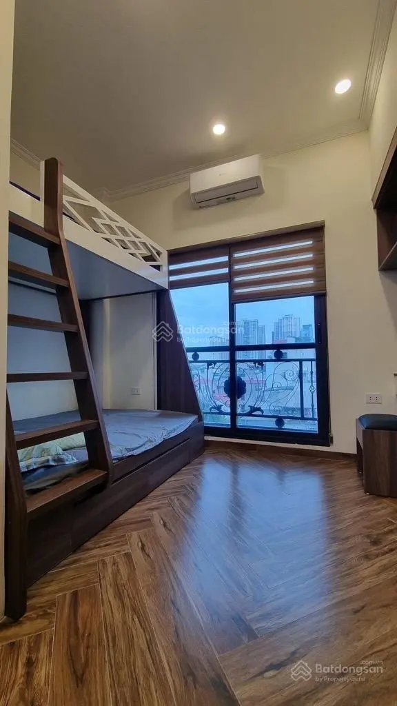 Bán toà CCMN 103 m2 - 9 tầng - 41 căn hộ khép kín, dòng tiền 220 triệu/tháng