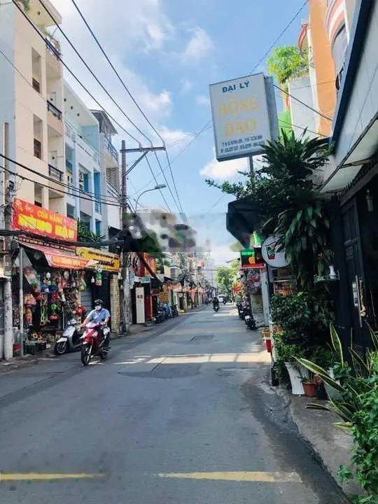 Nhà mặt tiền Ni Sư Huỳnh Liên 6.75x15.5m nhà 5 tầng mới duy nhất tại Phường 10
