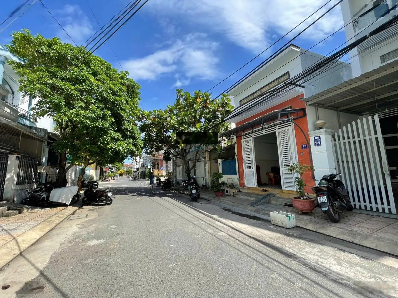 Nhà mặt tiền Tân Trào Vĩnh Nguyên cách biển 500m, dt 151m2, giá 8 tỷ 300