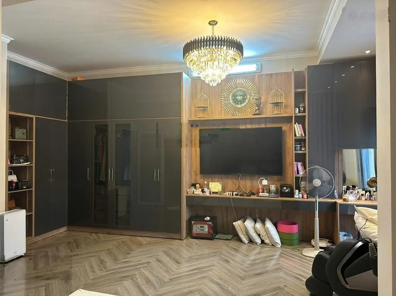 Bán Villas hẻm xe hơi Nguyễn Trọng Tuyển nhà vuông vức 2 tầng áp mái, 35 tỷ