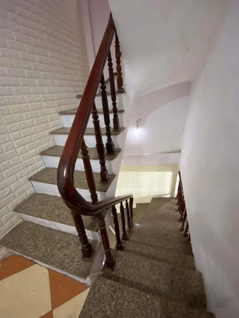 Bán nhà Kim Ngưu - Ngõ rộng gần ô tô - 56m2 - 5PN dòng tiền 20tr/tháng. Giá: 6,3 tỷ. LH: 0779 548 ***