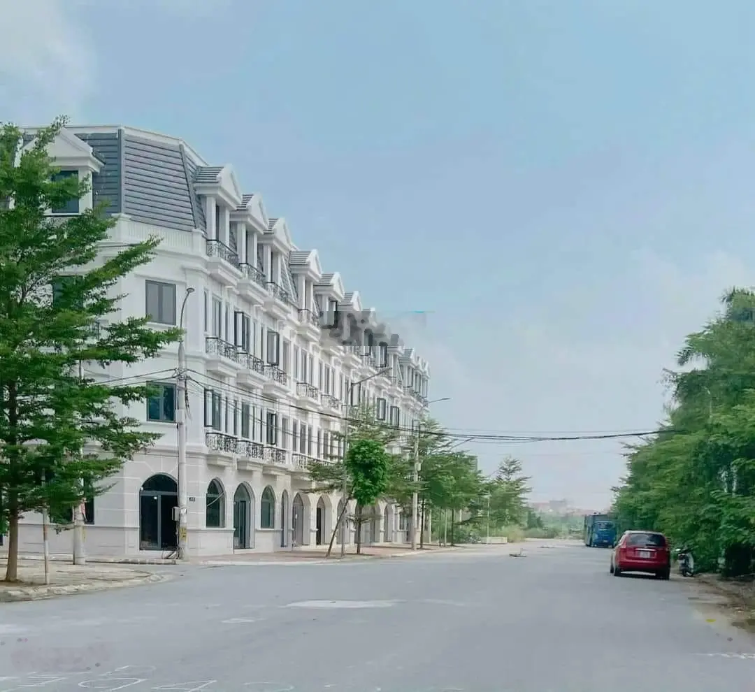 Bán 75m2 đất đấu giá Trũng Trên, Lai Xá, Hoài Đức, Hà Nội, mặt đường đôi 24m, vỉa hè