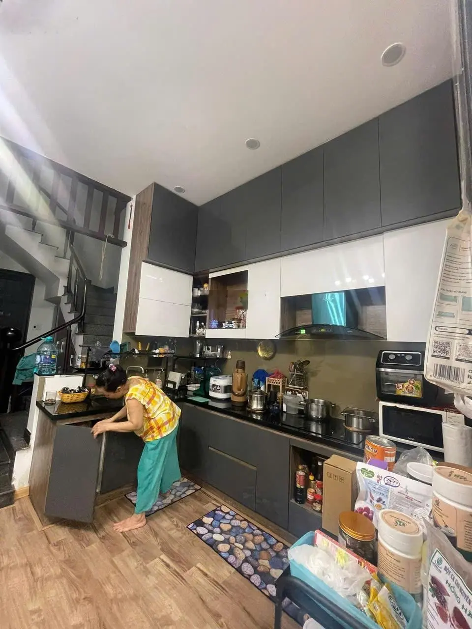 Giảm 700tr, Chính chủ gởi bán nhà 81m2, 3 tầng Mặt tiền đường 10 Bình Hoà