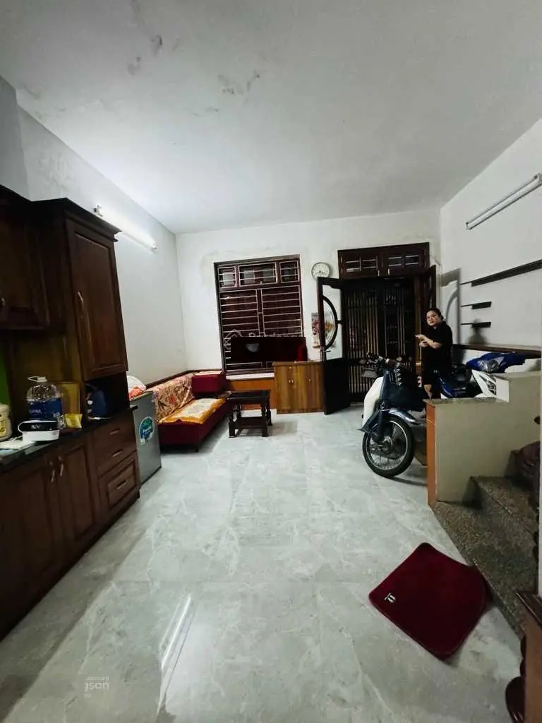 Bán biệt thự đơn lập 4 mặt thoáng khu biệt thự 67 Phùng Khoang 5 tầng, 143m2, mt 8.2m giá 29.5tỷ
