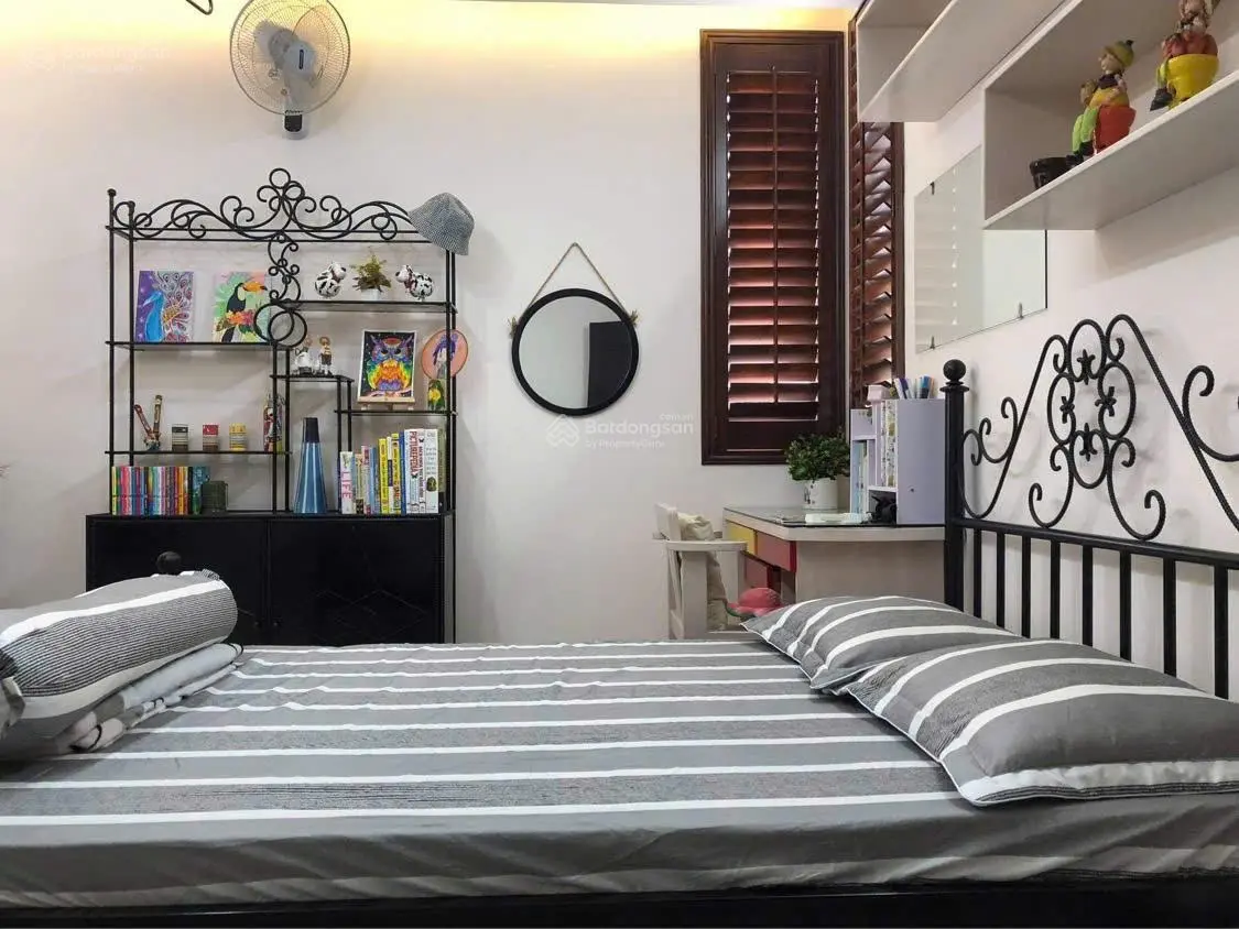 Bán nhà đẹp 4 tầng căn góc ngang 8m mặt tiền đường Định Cư,Tân Lập, Nha Trang