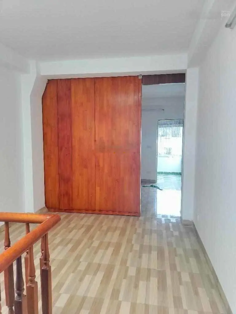 Nhà đẹp trương định 40m2-mt 4,5m-ngõ nông gần phố- giá hấp dẫn quá -xem ngay thông tin ạ