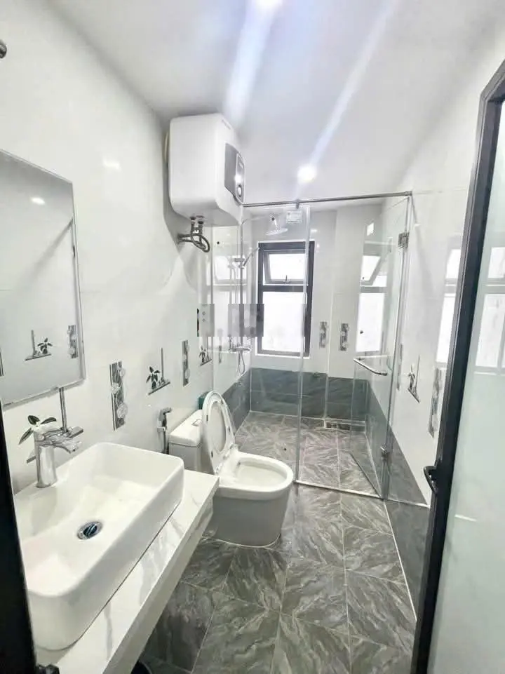 Bán nhà riêng tại Vĩnh Ninh, 5,95 tỷ, 65m2, 5PN, 5WC, đầy đủ nội thất, pháp lý đầy đủ