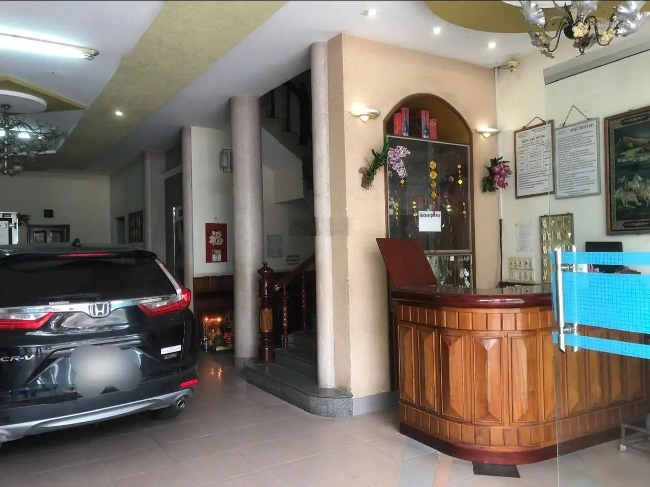 Nhân - Khách Sạn 32 phòng cách biển 500m đường Hoàng Văn Thụ