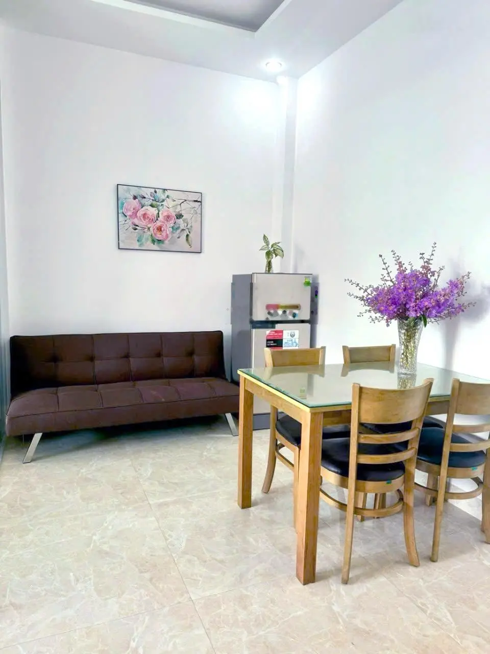 Bán toà căn hộ 5 tầng đường Lê Văn Tâm, gồm 15 phòng, dòng tiền 50tr/th, DT đất 90m2 - giá 8 tỷ8 TL
